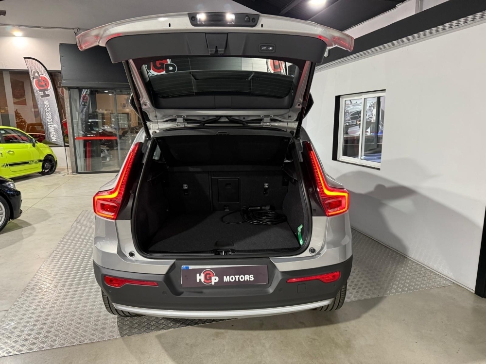 Volvo XC40 Core Recharge Plug-In Hybrid 2WD foto 20