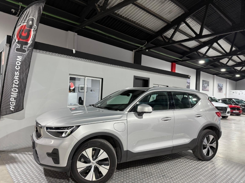 Volvo XC40 Core Recharge Plug-In Hybrid 2WD foto 4