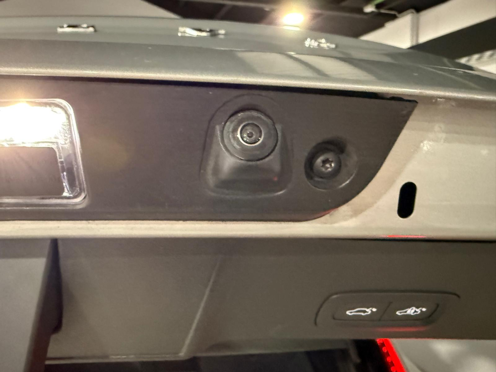 Volvo XC40 Core Recharge Plug-In Hybrid 2WD foto 24