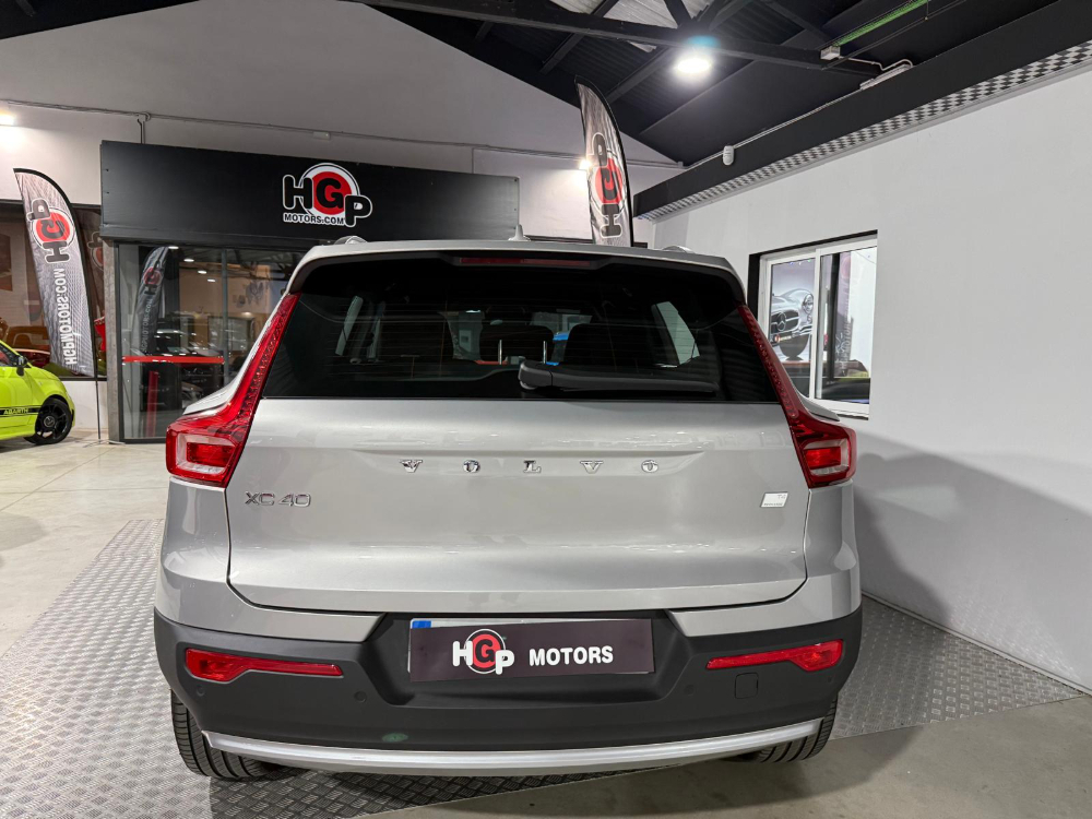 Volvo XC40 Core Recharge Plug-In Hybrid 2WD foto 6
