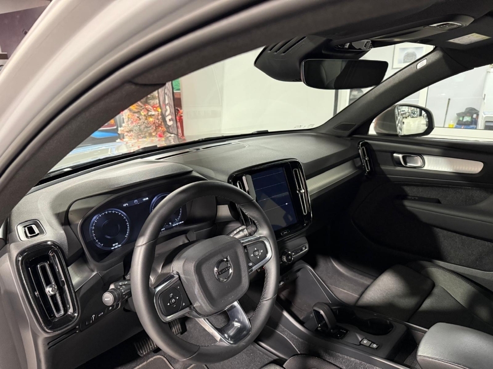 Volvo XC40 Core Recharge Plug-In Hybrid 2WD foto 8