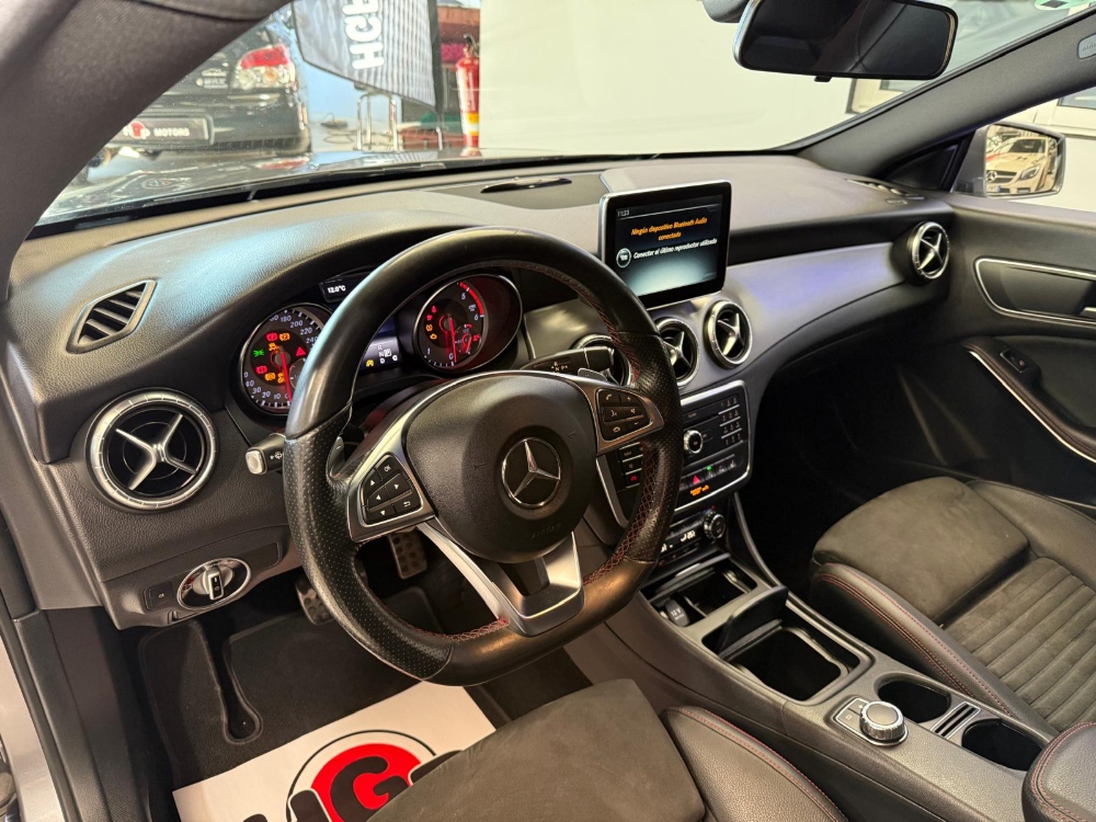 Mercedes-Benz Clase CLA CLA 220 CDI / d (117.903) foto 13