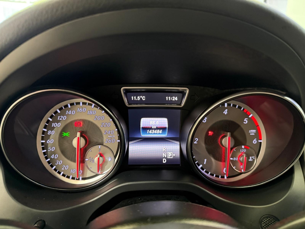 Mercedes-Benz Clase CLA CLA 220 CDI / d (117.903) foto 20