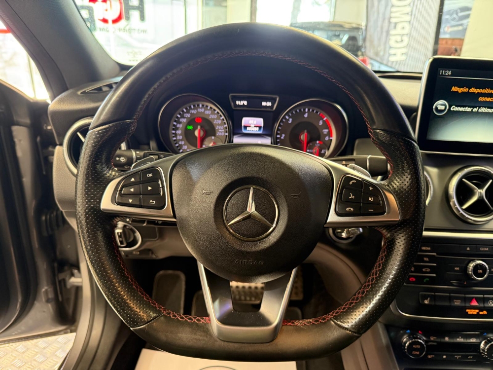 Mercedes-Benz Clase CLA CLA 220 CDI / d (117.903) foto 23