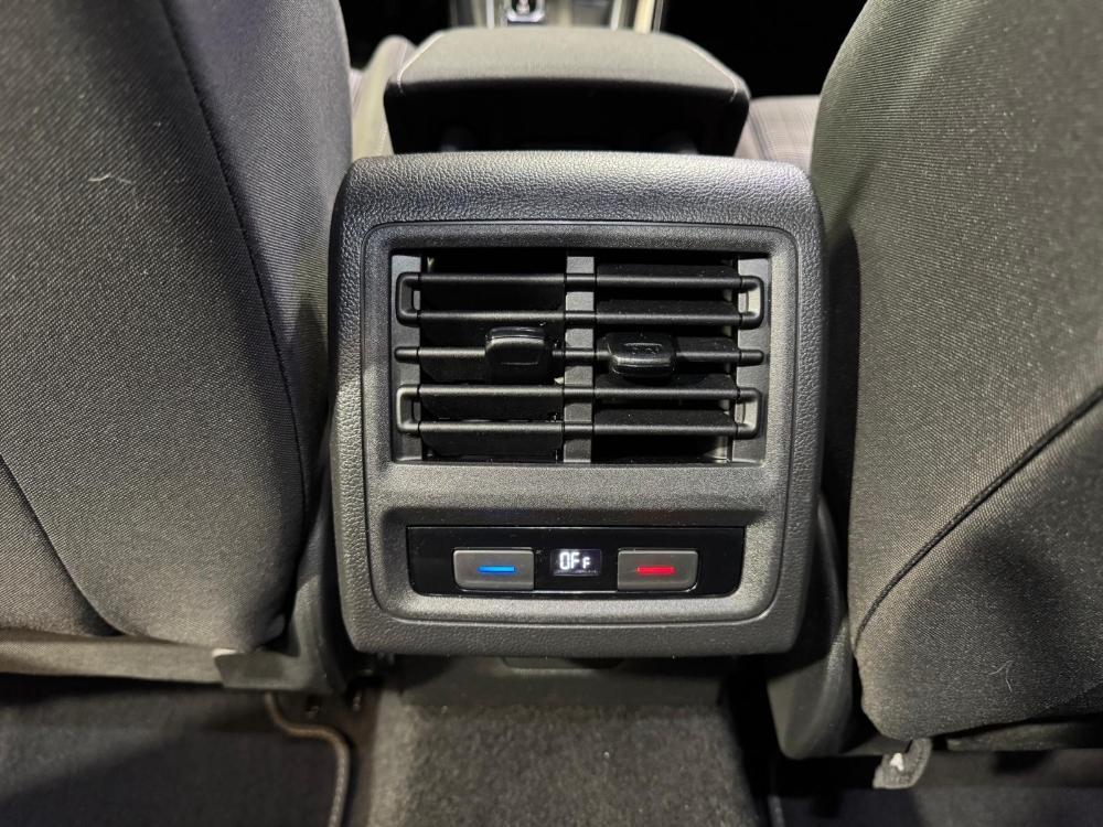 Volkswagen Golf VIII GTD foto 22