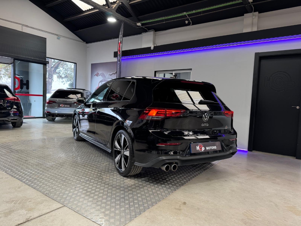 Volkswagen Golf VIII GTD foto 5