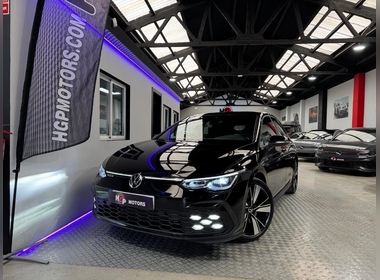 Volkswagen - Golf VIII