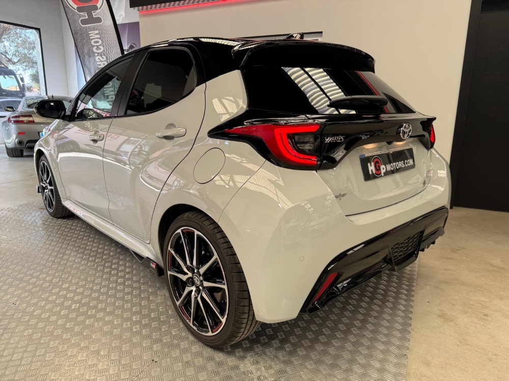 Toyota Yaris Hybrid GR Sport foto 12