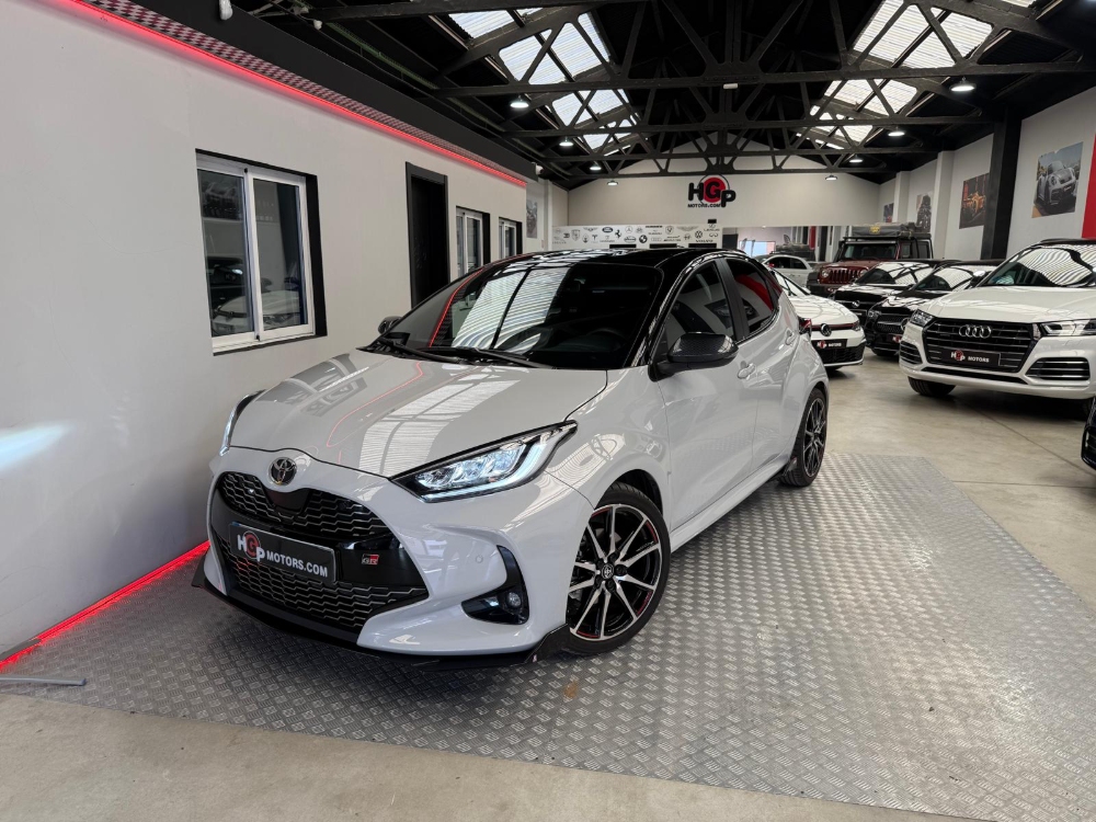 Toyota Yaris Hybrid GR Sport foto 5
