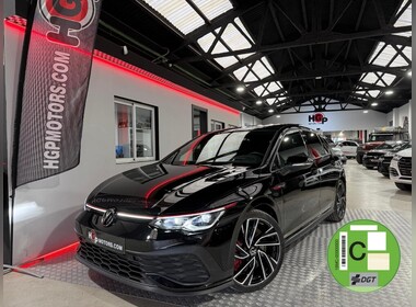 Volkswagen - Golf VIII