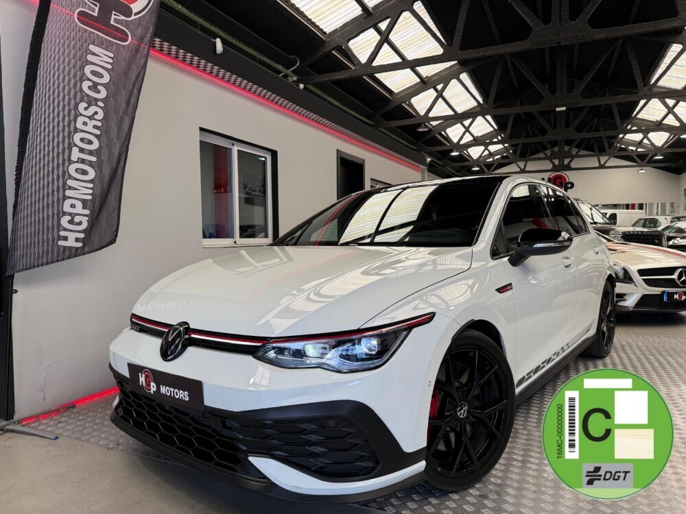 Volkswagen GTI CLUBSPORT GTI CLUBSPORT 2.0 TSI (300CV) 45 ANIVERSARIO foto 2