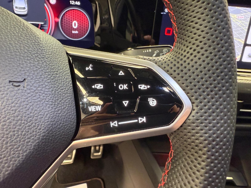 Volkswagen GTI CLUBSPORT GTI CLUBSPORT 2.0 TSI (300CV) 45 ANIVERSARIO foto 20