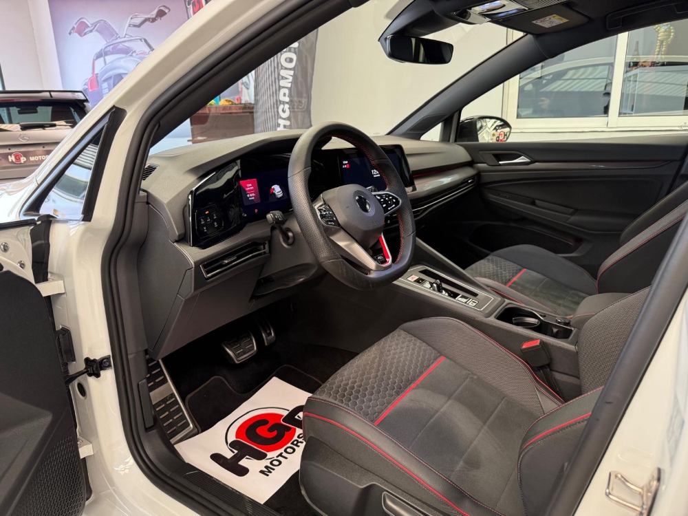 Volkswagen GTI CLUBSPORT GTI CLUBSPORT 2.0 TSI (300CV) 45 ANIVERSARIO foto 9