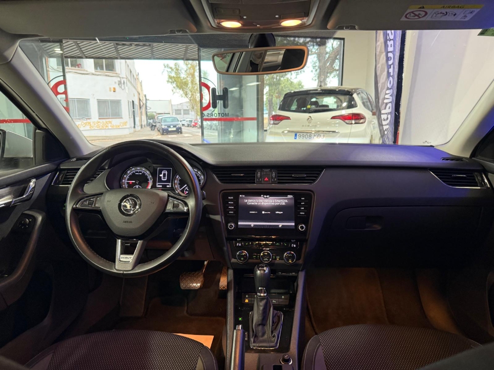 Skoda Octavia Scout 4x4 foto 19