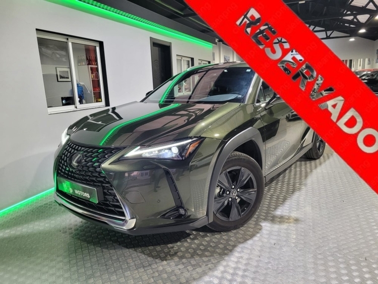 Lexus UX 250 h foto miniatura