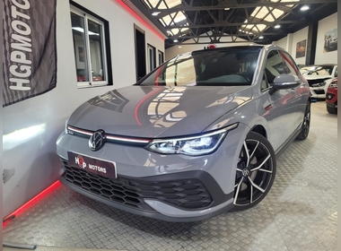 Volkswagen - Golf VIII